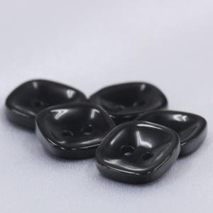 ボタン プラスチックボタン 099 黒 10mm 10個入 貝調  シャツ ブラウス カーディガン 向 ボタン 手芸 通販｜assure-2