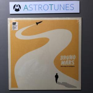 未開封新品 ブルーノ・マーズ Bruno Mars 2010年 LPレコード ドゥー・ワップス＆フーリガンズ Doo-Wops & Hooligans ドイツ盤 (2)｜astrotunes