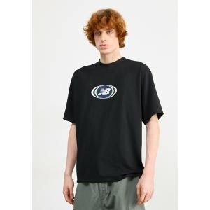ニューバランス Tシャツ メンズ トップス HOOPS ON COURT  - Print T-shirt - black