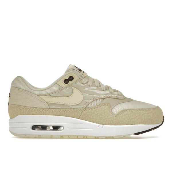 Nike ナイキ レディース スニーカー Safari Coconut Milk (Women&apos;s)...