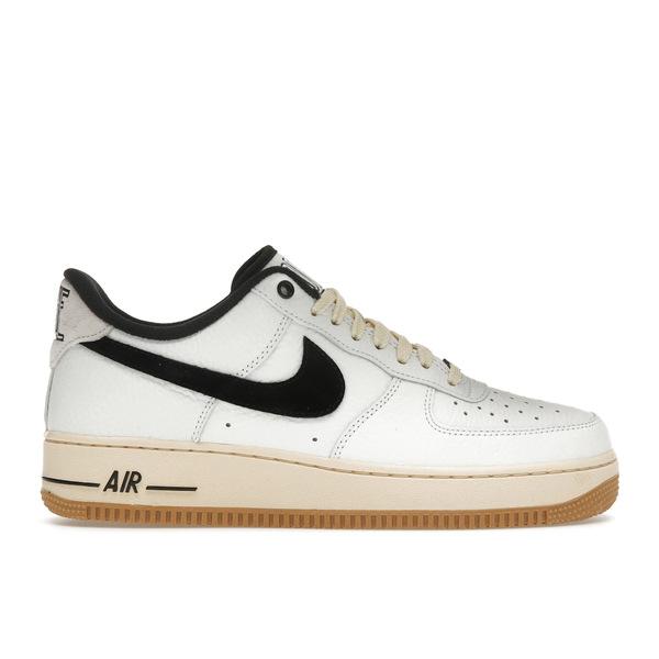 Nike ナイキ レディース スニーカー Nike Air Force 1 &apos;07 LX Low C...
