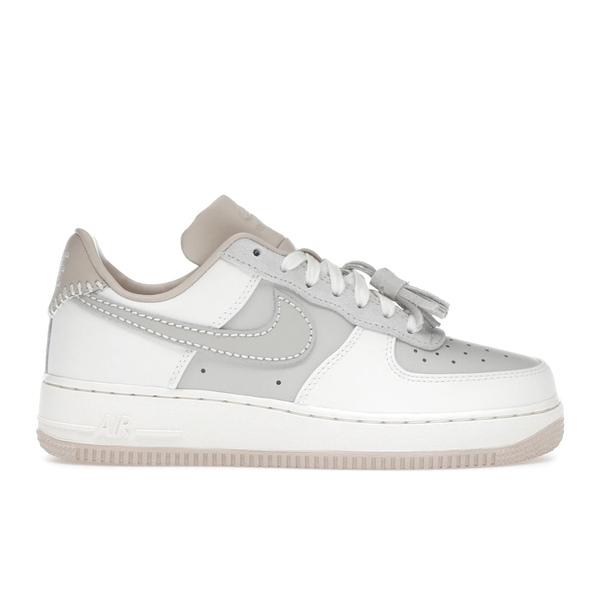 Nike ナイキ レディース スニーカー Nike Air Force 1 Low '07 Ligh...