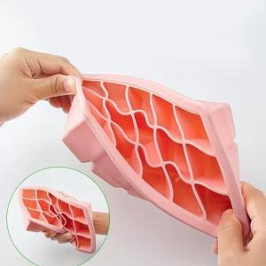 製氷器 シリコントレイ 作る 製氷皿 フタ付き...の詳細画像3