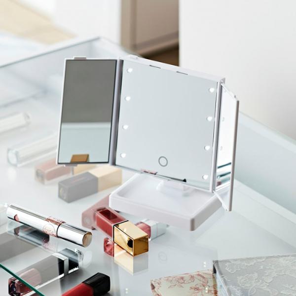 LEDライト付き 三面鏡卓上ミラー YLD-09 幅13.5x奥行8x高さ16.5cm 岩附