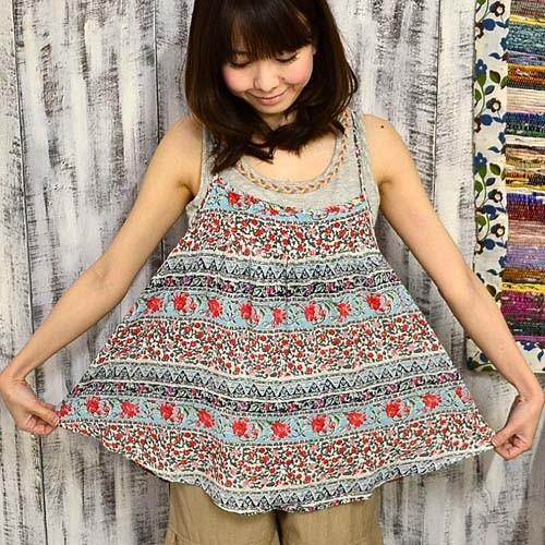 レトロボーダー 小花柄 キャミソール ビスチェ〈 アカ〉 Aライン ゆったりシルエット レーヨン10...