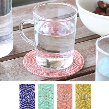 ビーズ コースター ラウンド 同色2個組〈ネイビー ブルー オレンジ イエロー〉 クリックポスト対応...