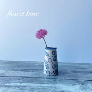 小さいフラワーベース 花瓶 一輪挿し 花柄 陶器...の商品画像