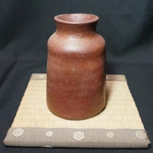 【古備前】花入 花瓶 高さ18cm 口径7.5cm 胴14cm｜atelier-erica