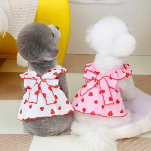 犬服 イチゴ柄フリルワンピース ペット服 犬 お...の商品画像