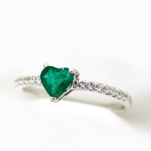 マルチカラー エメラルド ルビー サファイア 指輪 リング 0.3ct Pt100
