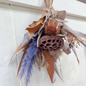 ドライフラワースワッグ ハスグレビレア 花束 ...の詳細画像2
