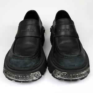 【在庫処分大セール!】BALENCIAGA 新...の詳細画像1