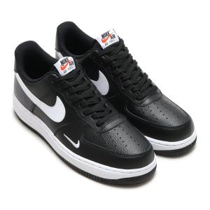 ナイキ NIKE スニーカー エア フォース 1 07 (B...