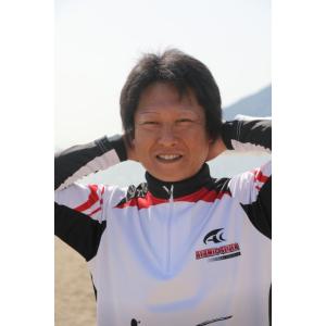 アトミックスライダーオリジナルトーナメントジップシャツ Ｍサイズ