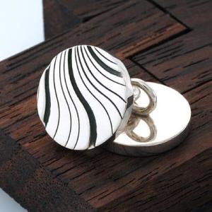 カフス シルバー メンズ 「ゼブラ」