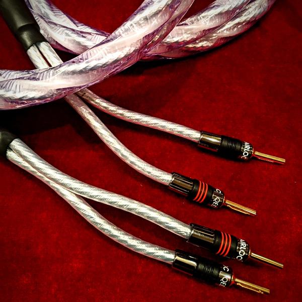 【シングルワイヤ完成品/2.5mペア】QED　Signature Genesis Silver Sp...