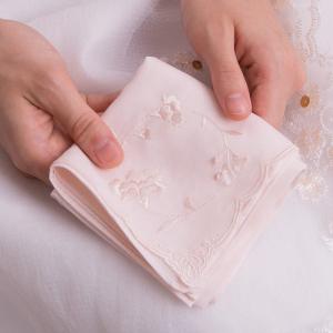 フォーマルハンカチ コーナー刺繍カーネーション...の詳細画像1