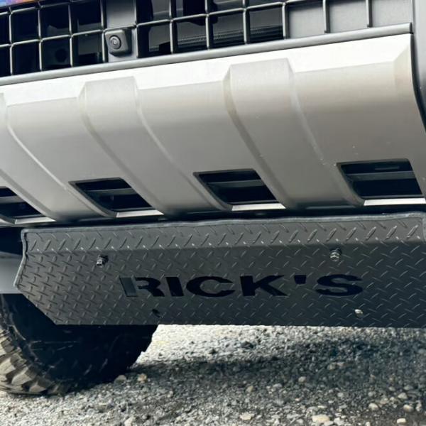 リミテッドチトセ RICK'S スキッドプレート スチール製カチオン黒塗装（板厚2.3mm） ランド...