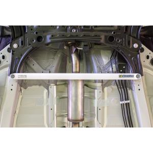 ZC33Sスイフトスポーツ用ウルトラレーシングフロントメンバーブレース ULTRA RACING ウルトラレーシング フロントメンバーブレース