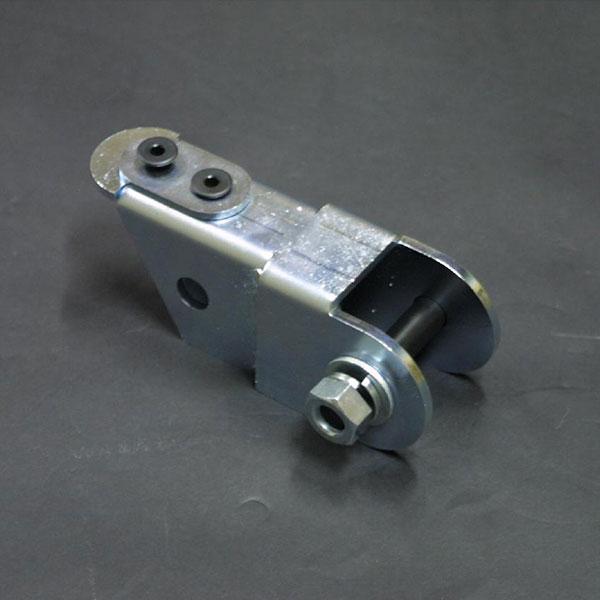 プロスタッフ ZEAL ラテラルロッドダウンブラケット リア クライスラー・ジープ ラングラーJK