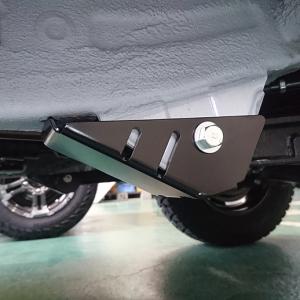 ジムニー JB64 JB74 リア左右 アームピボットガード アームガード