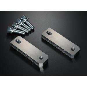 Uivehicle スタビライザー リア 2WD/4WD共通 標準ボディ NV350