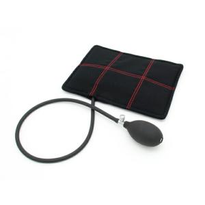 JADE エアランバーサポート ブラック/レッドステッチ