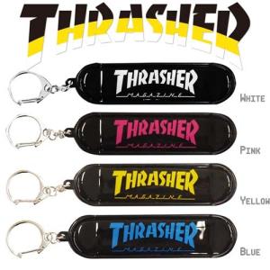 スラッシャー Thrasher ブランド おしゃれ オリジナル スケボー キーホルダー キーチェーン スケートボード型 黒 白 ピンク 黄色