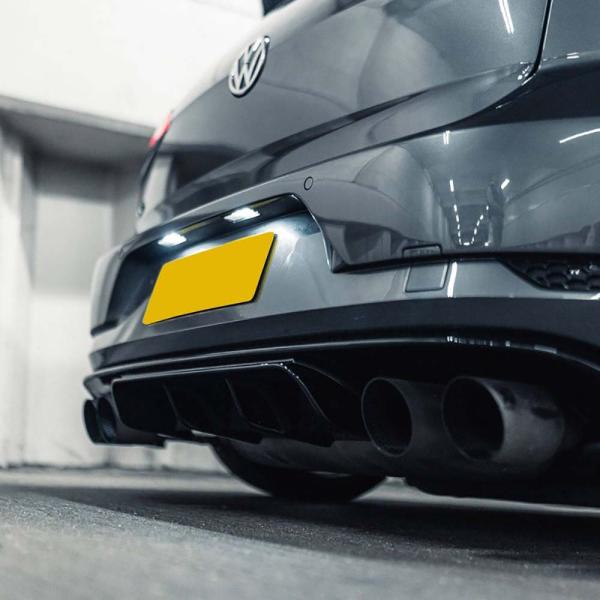 フォルクスワーゲン ゴルフ7R後期 EVO-1 グロスブラック・リアディフューザー【ZAERO DE...