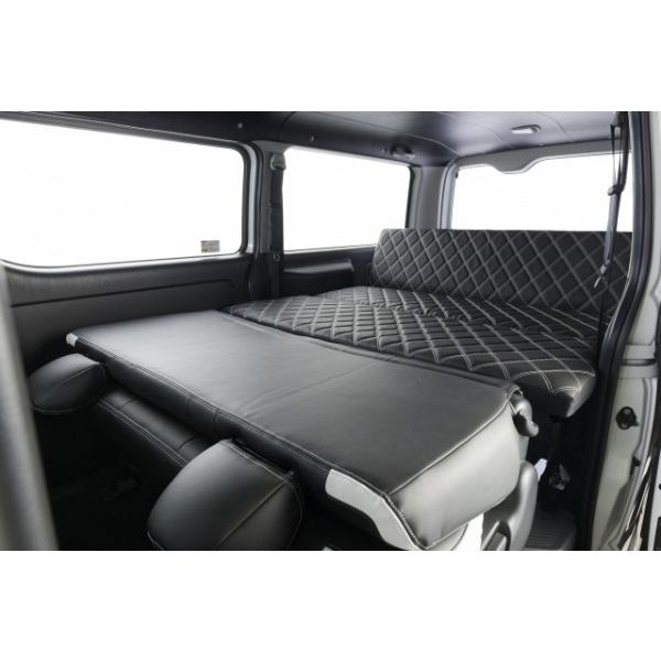 ハイエース 200系 1-4型 標準ボディ リクライニング機能付ベッドキット カラー：黒ダイヤ