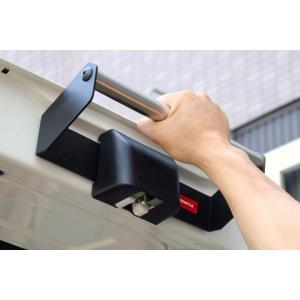 キャラバン　ケンスタイル リアゲートクローズバー 【サイドカバーセット仕様】 Amazon | KENSTYLE ケンスタイル リアゲートクローズバー ≪ サイド