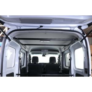 ダイハツ（DAIHATSU） ハイゼットカーゴ S700V/S710V：純正 サイドバー