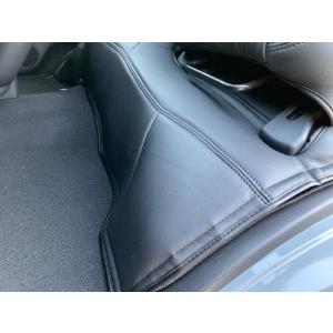 ボディライン NV350キャラバン フロントステップカバー アルミ製 左右