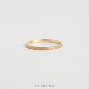 Avaron（アヴァロン） ゴールド ウェーブ リング 指輪 レディース K10