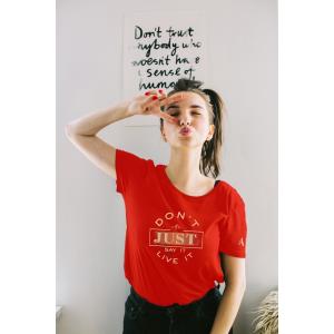 &quot;Don&apos;t just say it live it&quot; Avyannna ユニセックスTシャツ（男/...