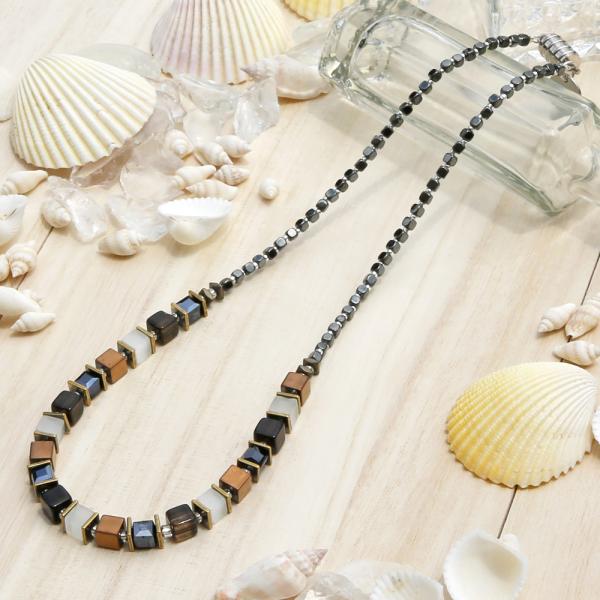 アランベイ　フローラ　ネックレス　ダークブラウン