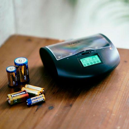 多機能充電器　マルチチャージャーV2　AX-010V2　※沖縄・離島は送料別途