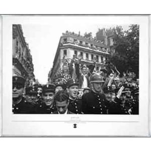ポスター アート La Liberation de parie 1944（ロバート キャパ） 額装品...