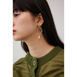 アシンメトリーパールピアス/レディース/アクセサリー ピアス｜azulbymoussy