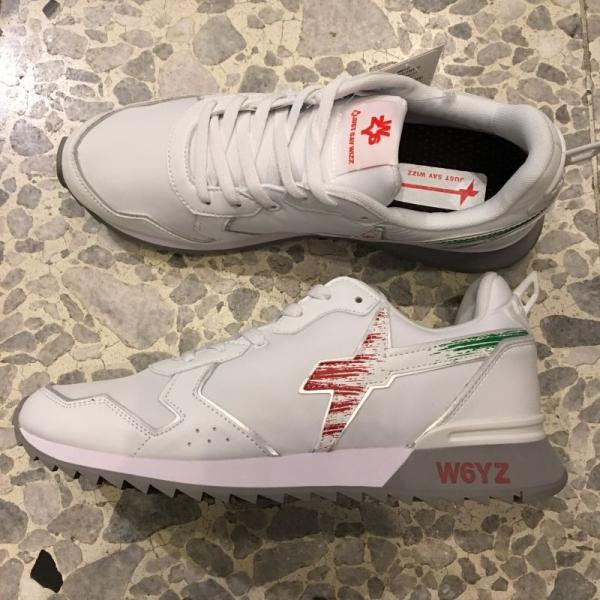 W6YZ ウィズ スニーカー JUST SAY WIZZ ジャストセイウィズ 白 限定品 JM210...