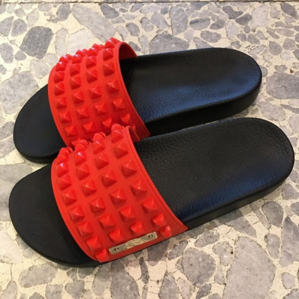 MENGHI メンギ シャワー サンダル　スタッズ新作4703B/R