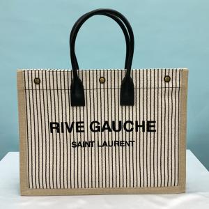 Yves Saint Laurent（イヴ・サンローラン） 【爆買】サンローラン