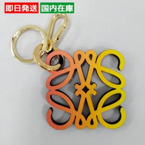 LOEWE - ロエベ LOEWE バッグチャーム キーホルダー アナグラム レザー 赤 LOEWE loewe ロエベ レディース バッグチャーム アナグラム