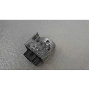 プレスカブ＜CUB＞　C50-0549xxx　の　レギュレター *1389065302　中古