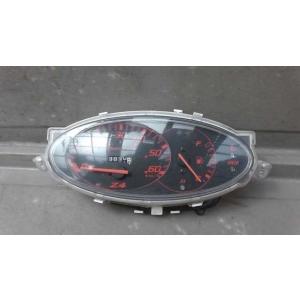 スマートディオZ4　AF63-1003xxx　の　メーター *1408071761　中古