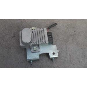 プレスカブFI　AA01-1720xxx　の レギュレター *1484184480　中古