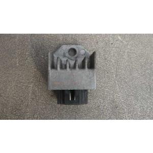 プレスカブ＜CUB＞　AA01-1601xxx　の　レギュレター *1520299036　中古