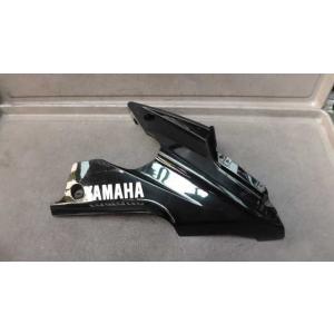 YZF-R15　ME120P01682002xxx　の　アンダーカウル　右 薄傷 *15347324...