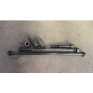 VT250FN ゼルビス　MC25-1003xxx　の　エンジンハンガー *1542247016　中...