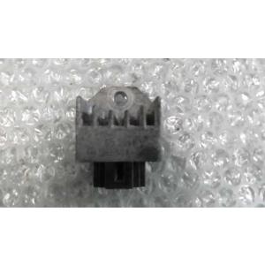 プレスカブ＜CUB＞　AA01-1422xxx　の　レギュレター *1573528505　中古